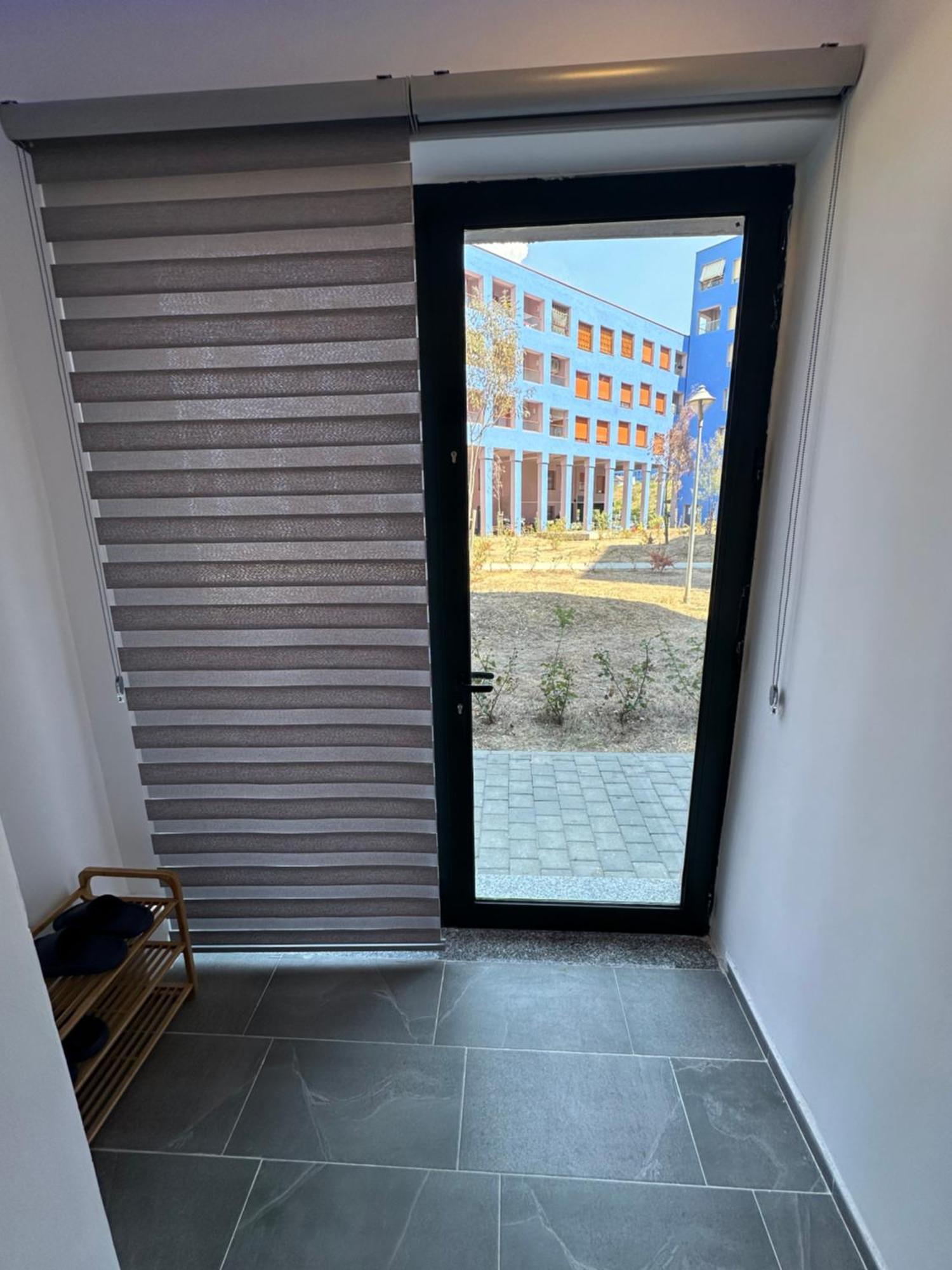 Sunflower Apartment Tirana Exterior foto